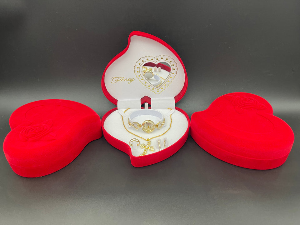 Corazón de Lujo Grande: Joyas que Deslumbran con Lujo y Grandeza!